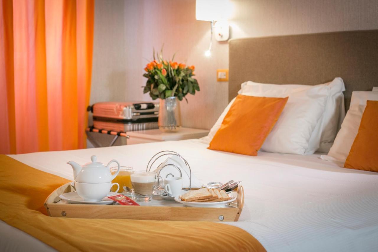 Bed & Breakfast History 2*